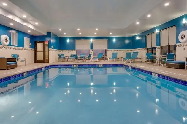 Hampton Inn Philadelphia-Northeast Bensalem - Havuz