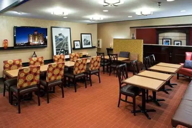 Hampton Inn Pittsburgh-University Center 