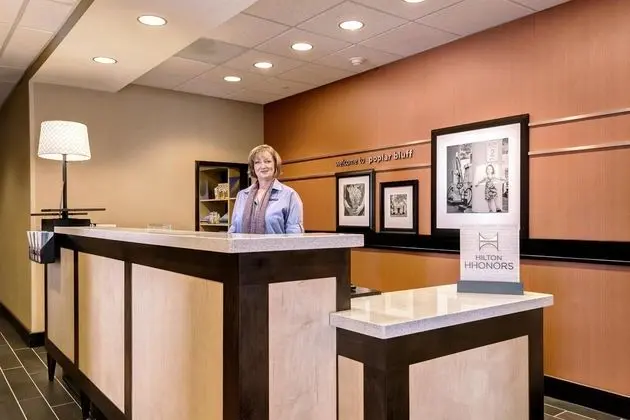 Hampton Inn Poplar Bluff, MO