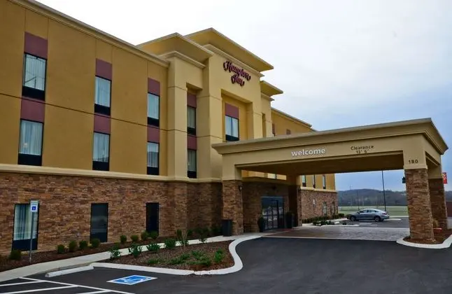 Hampton Inn Pulaski, TN - Öne Çıkan Resim