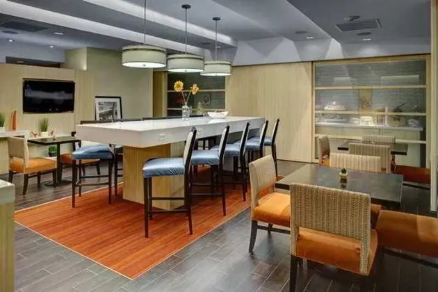 Hampton Inn Richmond Southwest Hull Street