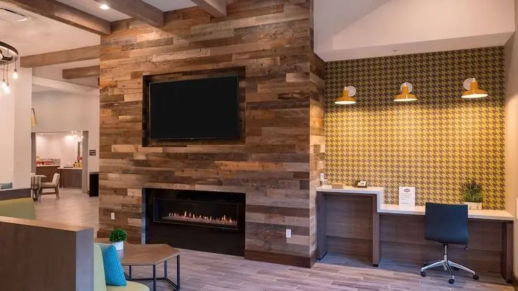 Hampton Inn Riverside Downtown - Lobi