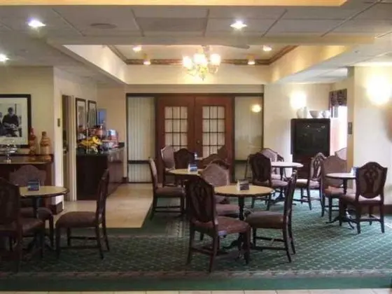 Hampton Inn Roanoke/Hollins - I-81