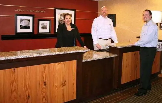 Hampton Inn San Antonio-Downtown (River Walk)