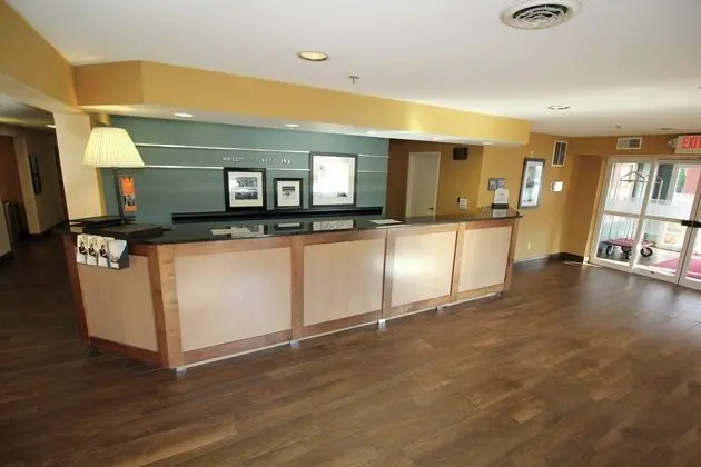 Hampton Inn Sandusky-Central - Lobi