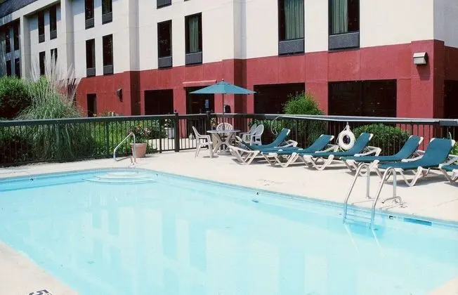 Hampton Inn Sanford - Havuz