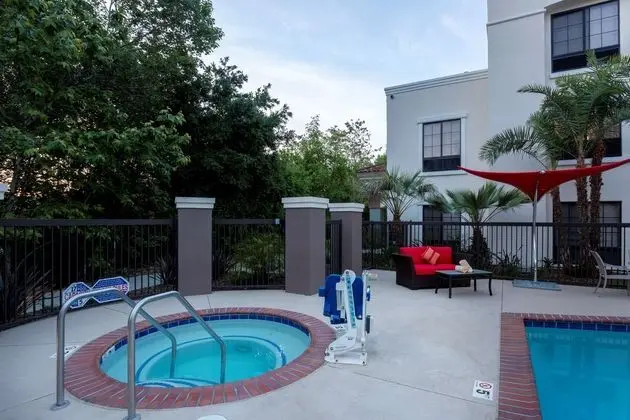 Hampton Inn Santa Barbara Goleta - Havuz
