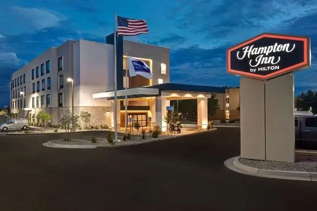 Hampton Inn Santa Fe South - Dış Mekan