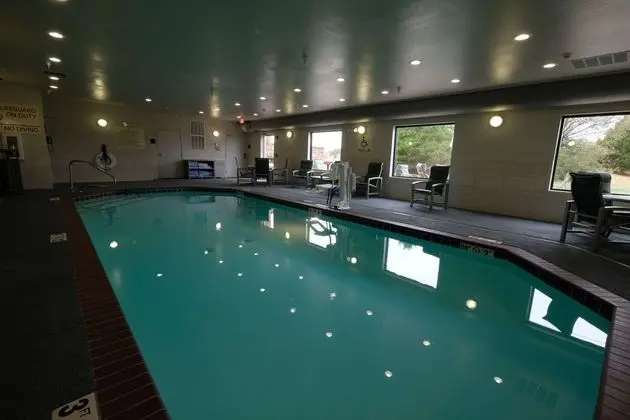 Hampton Inn Searcy, AR - Havuz