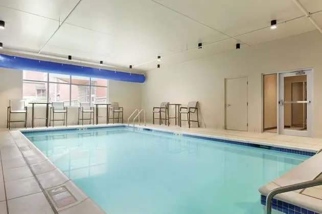 Hampton Inn St Albans, VT - Havuz