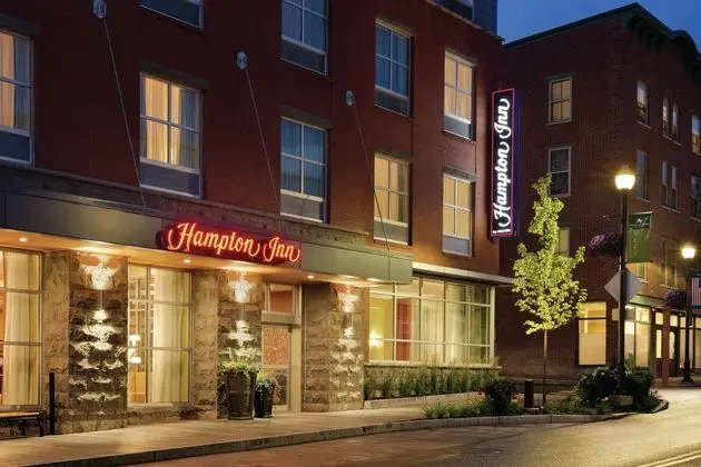 Hampton Inn St Albans, VT - Öne Çıkan Resim