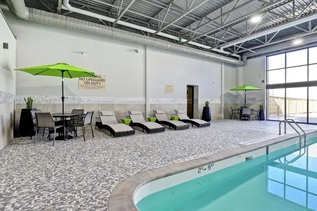 Hampton Inn St Catharines Niagara - Havuz