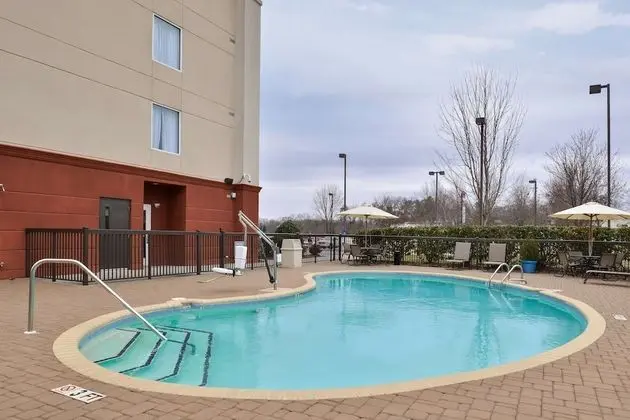 Hampton Inn Statesville - Havuz