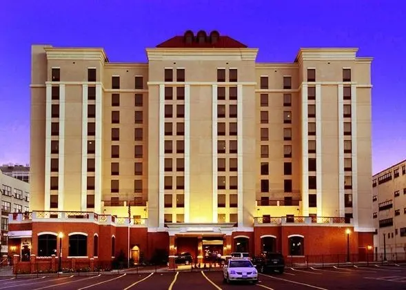 Hampton Inn & Suites Albany-Downtown - Dış Mekan