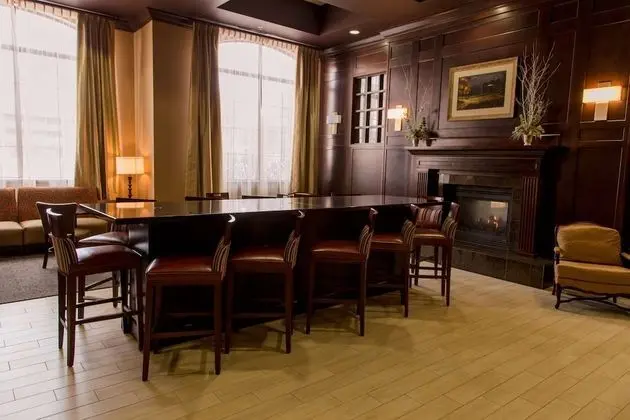 Hampton Inn & Suites Albany-Downtown - Yerinde Yemek