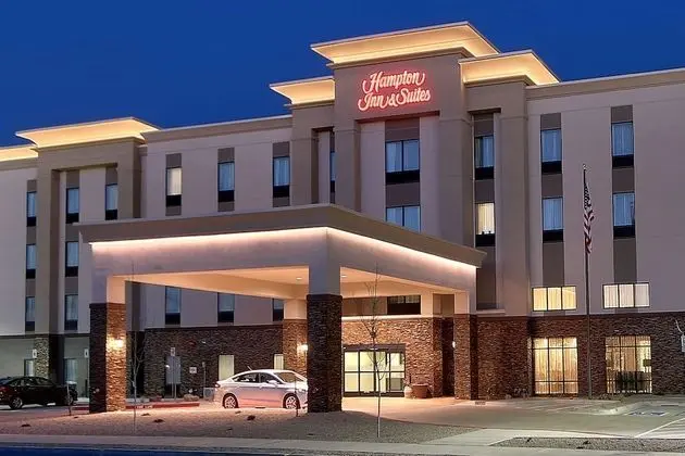 Hampton Inn & Suites Albuquerque Airport - Dış Mekan