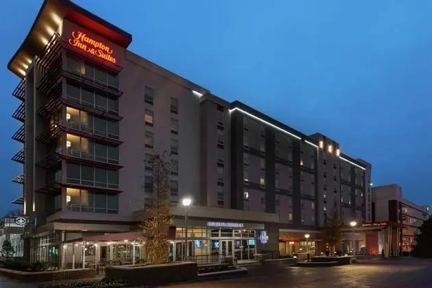 Hampton Inn & Suites Atlanta Buckhead Place, GA - Dış Mekan