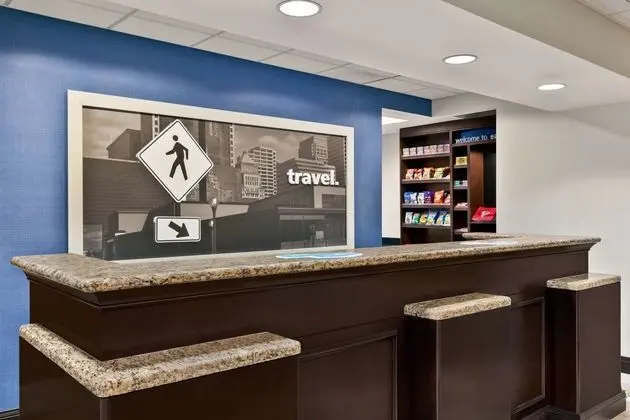 Hampton Inn & Suites Atlanta - I-285 & Camp Creek - Lobi