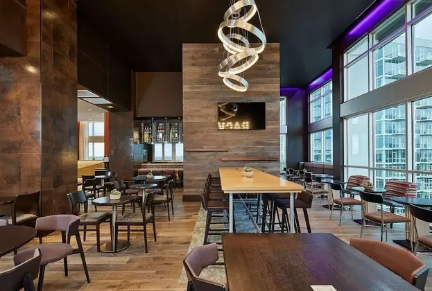 Hampton Inn & Suites Atlanta Midtown - Yerinde Yemek