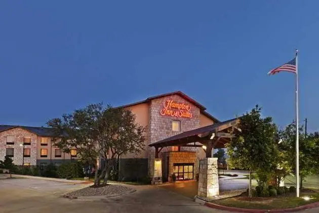 Hampton Inn & Suites Austin Lakeway