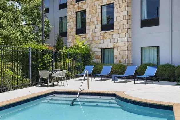 Hampton Inn & Suites Austin Lakeway - Havuz