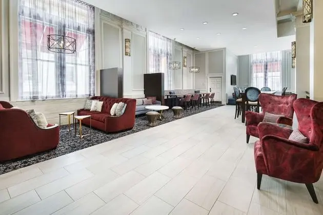 Hampton Inn & Suites Baltimore Inner Harbor - Lobi