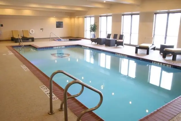 Hampton Inn & Suites Bastrop - Havuz