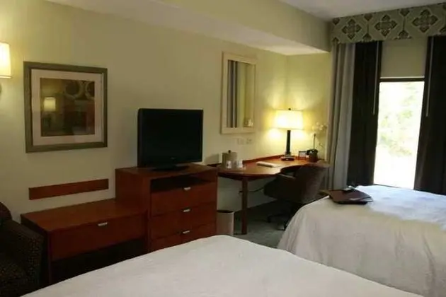 Hampton Inn & Suites Birmingham Airport Area - Genel