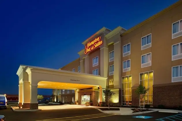 Hampton Inn and Suites Buffalo-Airport - Dış Mekan