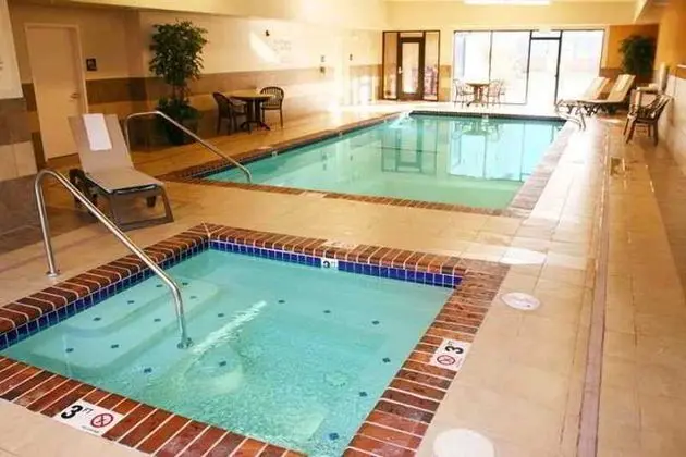 Hampton Inn & Suites Burlington - Genel