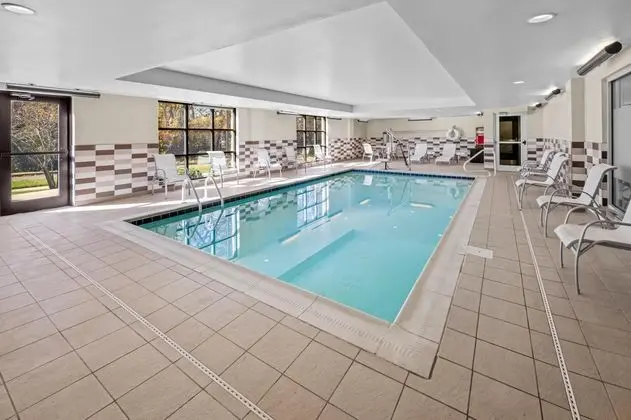 Hampton Inn and Suites Camp Springs/Andrews AFB, M - Havuz