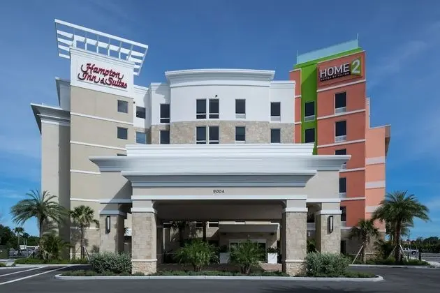 Hampton Inn & Suites Cape Canaveral Cruise Port - Dış Mekan