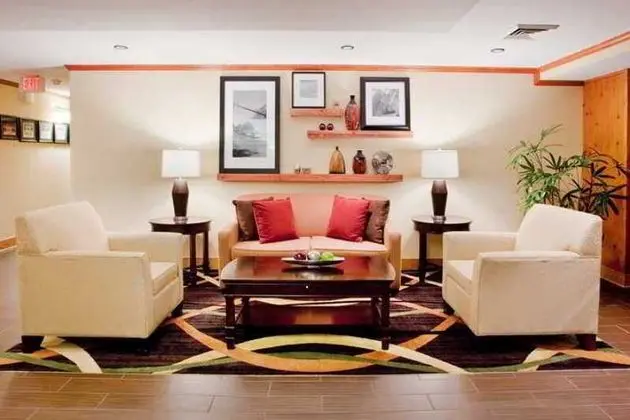 Hampton Inn & Suites Chapel Hill- Durham Area