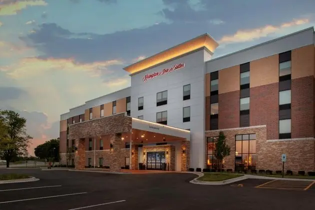 Hampton Inn & Suites Chicago Burr Ridge