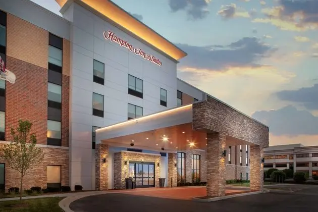 Hampton Inn & Suites Chicago Burr Ridge - Dış Mekan