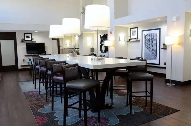 Hampton Inn & Suites Chicago Southland Matteson - Lobi
