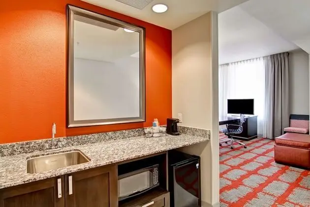 Hampton Inn & Suites Cincinnati-Downtown - Mutfak