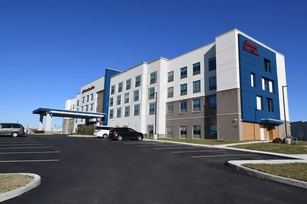 Hampton Inn & Suites Cincinnati Liberty Township - Dış Mekan