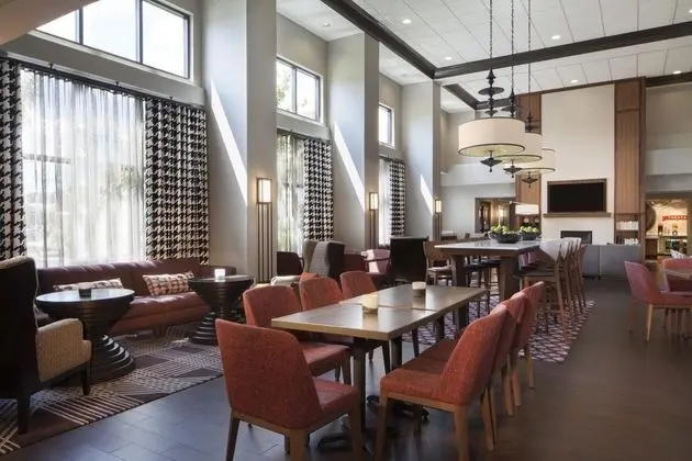 Hampton Inn & Suites Columbus Easton Area 