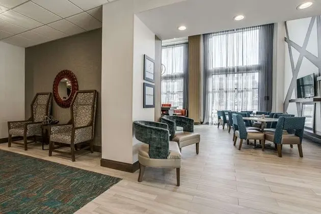 Hampton Inn&Suites Dallas-Central Expy/North Park - Genel