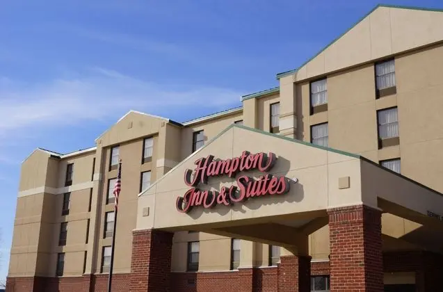 Hampton Inn & Suites Dallas-DFW Airport - Dış Mekan