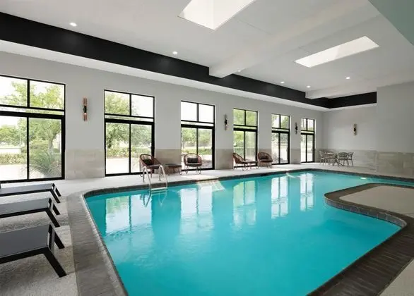 Hampton Inn & Suites Dallas DFW Airport - Havuz