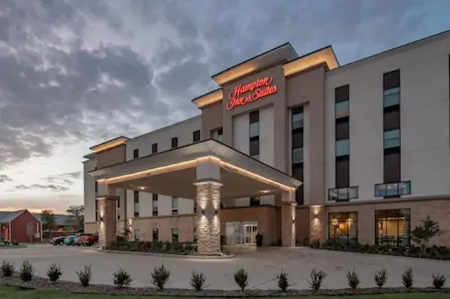 Hampton Inn and Suites Dallas/Plano Central