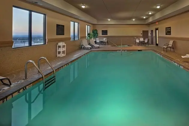 Hampton Inn & Suites Decatur - Havuz