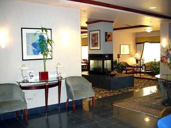 Hampton Inn & Suites Denver-Cherry Creek - Lobi