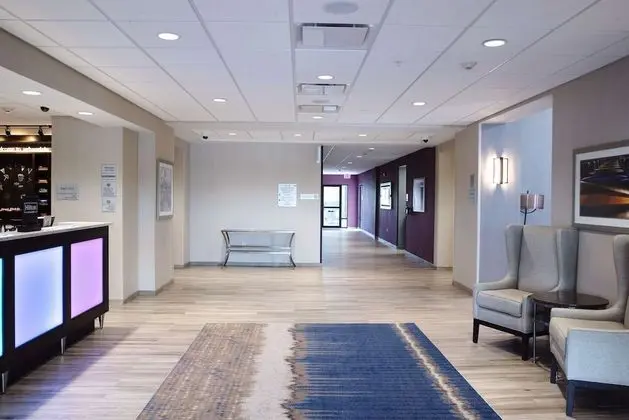 Hampton Inn & Suites Des Moines/Urbandale - Lobi
