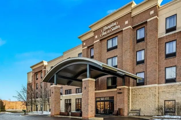 Hampton Inn & Suites Detroit-Canton - Dış Mekan