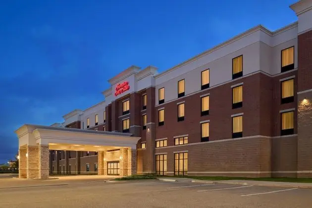 Hampton Inn & Suites Detroit/Troy - Dış Mekan