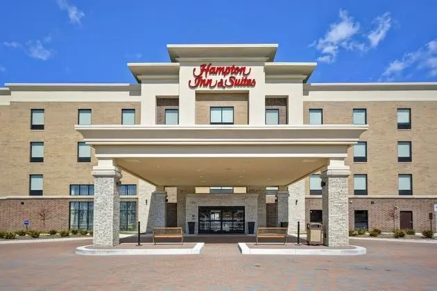 Hampton Inn & Suites Detroit/Warren