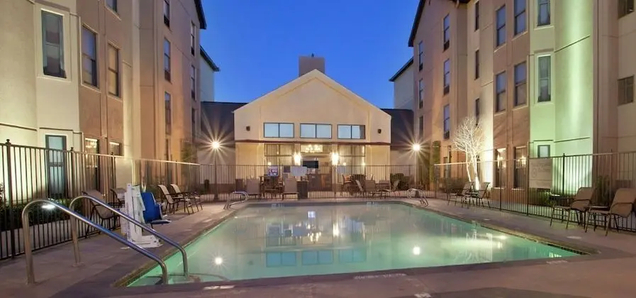 Hampton Inn & Suites El Paso-Airport - Havuz